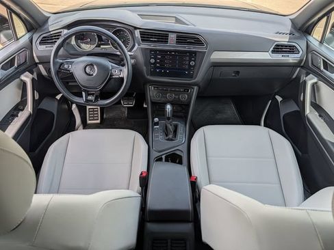 Used 2021 Volkswagen Tiguan SE R-Line FWD image 11