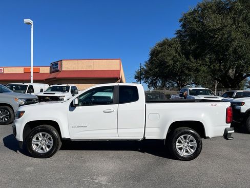 Used 2021 Chevrolet Colorado LT w/ Fleet Safety Package image 5