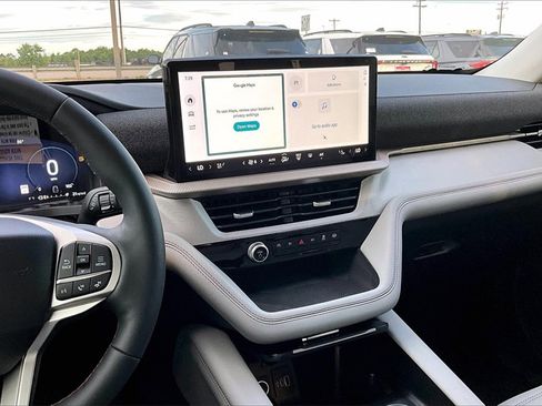 New 2025 Ford Explorer Active w/ Active Comfort Package image 6