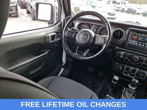 Used 2022 Jeep Gladiator Sport AWD/4WD image 14