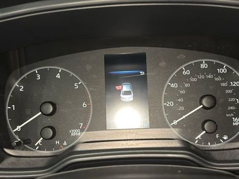 Used 2024 Toyota Corolla LE image 14