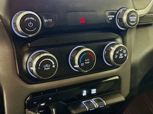 Used 2022 RAM 1500 Big Horn image 23