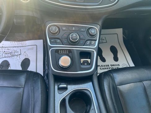 Used 2015 Chrysler 200 C w/ Navigation & Sound Group I image 20