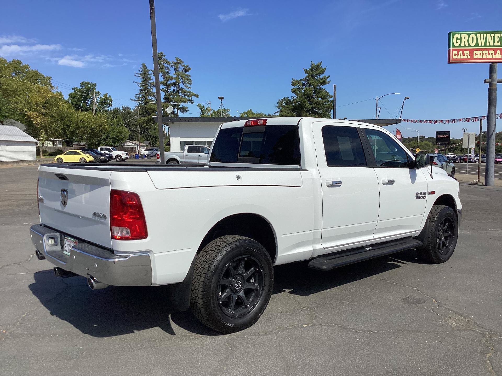 Used 2015 RAM 1500 Big Horn AWD/4WD image 3