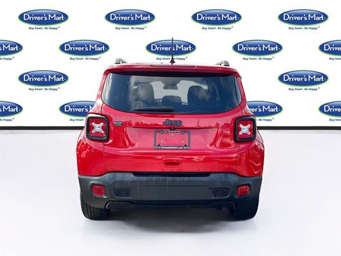 Used 2019 Jeep Renegade Altitude w/ Quick Order Package 2XM FWD image 6