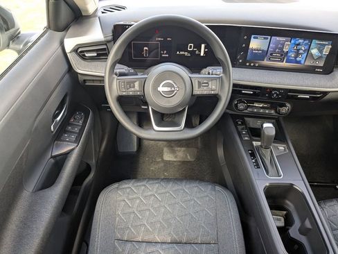 New 2026 Nissan Kicks SV image 13