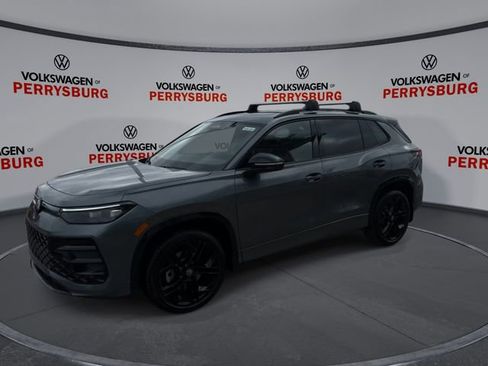New 2026 Volkswagen Tiguan SE R-Line AWD/4WD image 4