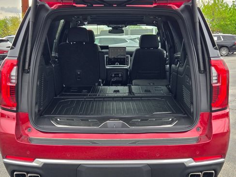 New 2026 GMC Yukon XL Denali w/ Sun & Power Step Package AWD/4WD image 27
