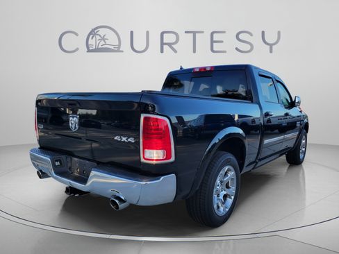 Used 2015 RAM 1500 Laramie AWD/4WD image 3