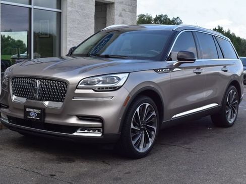 Used 2020 Lincoln Aviator Reserve w/ Equipment Group 202A AWD/4WD image 18