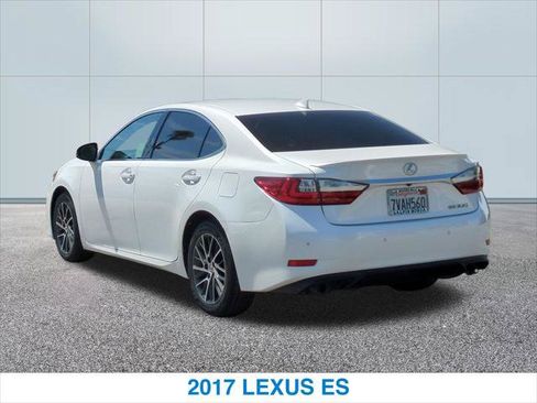 Used 2017 Lexus ES 350 w/ Premium Package FWD image 9
