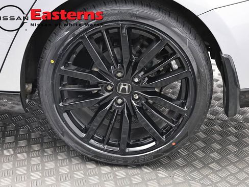 Used 2024 Honda Accord Touring image 32