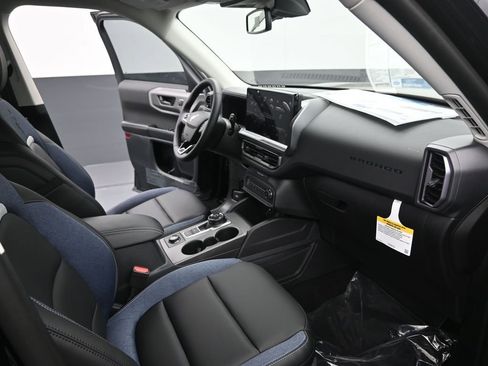 New 2025 Ford Bronco Sport Outer Banks AWD/4WD image 24