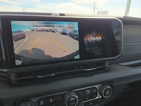 Used 2025 Jeep Wrangler Unlimited Rubicon 4xe w/ Safety Group image 30