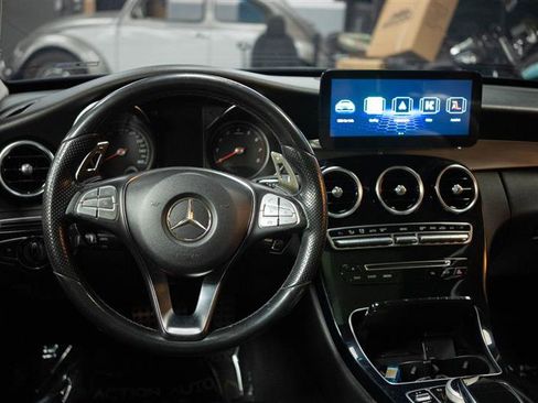 Used 2015 Mercedes-Benz C 300 4MATIC Sedan image 17
