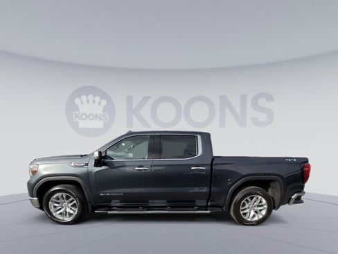 Used 2022 GMC Sierra 1500 SLT w/ SLT Premium Plus Package image 2