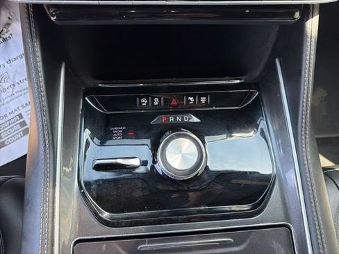 Used 2023 Jeep Wagoneer 4WD w/ Rear Seat Video Group 1 image 18