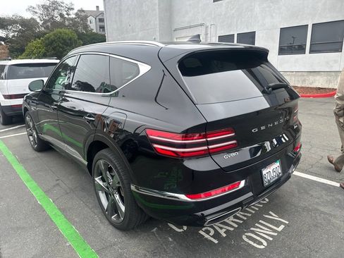 Used 2022 Genesis GV80 2.5T w/ Prestige Package 04 AWD/4WD image 1
