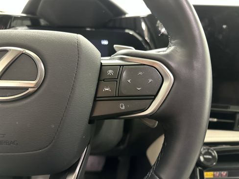 Used 2025 Lexus NX 350h AWD w/ Accessory Package (2T) image 20