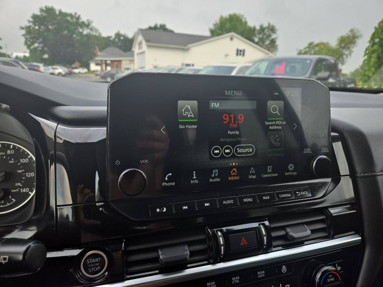 Used 2023 Nissan Pathfinder SL AWD/4WD image 21