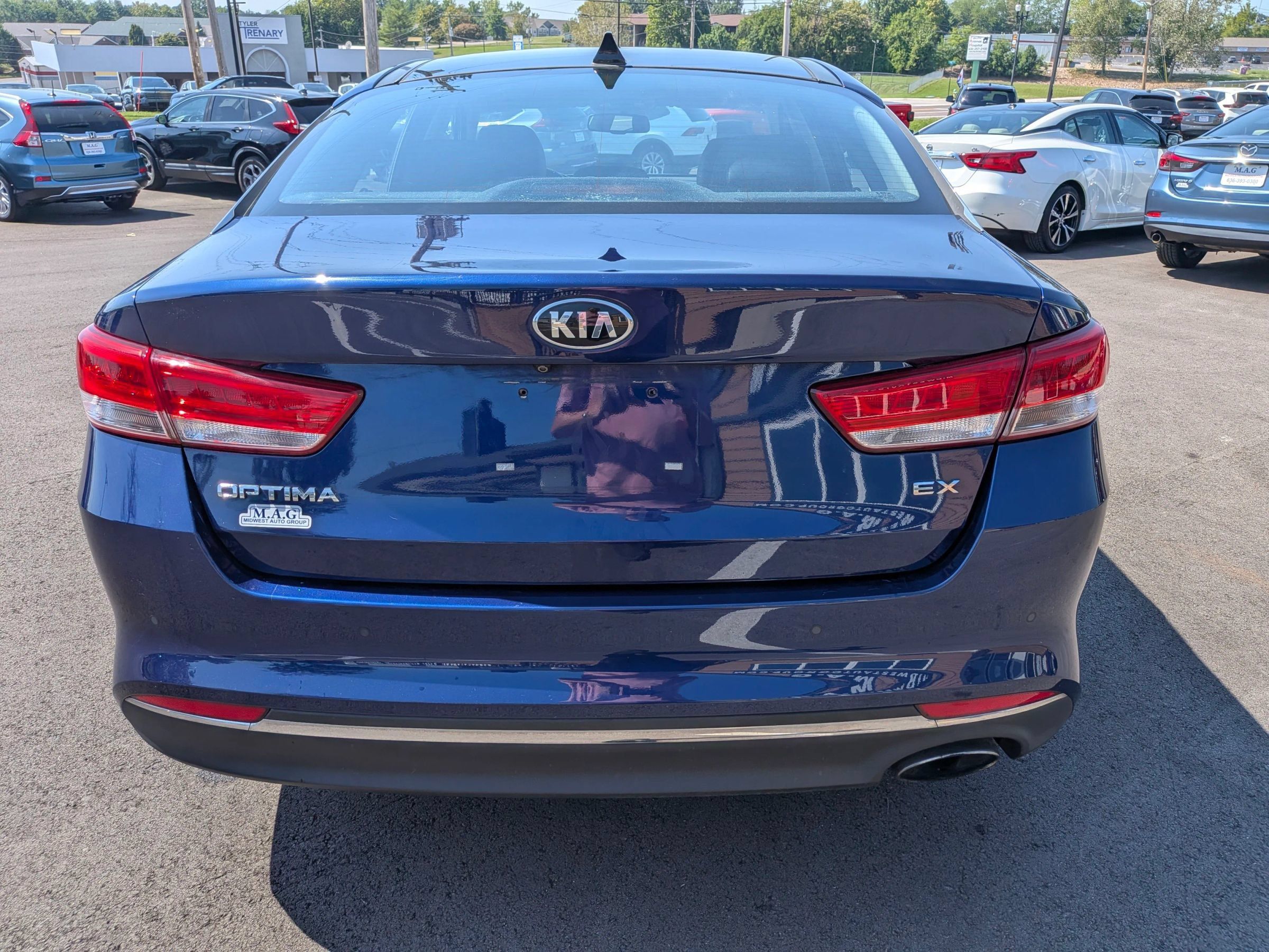 Used 2016 Kia Optima EX w/ Premium Package FWD image 5
