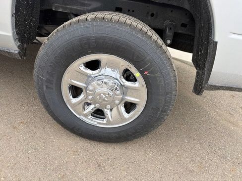 New 2026 RAM 2500 Tradesman AWD/4WD image 9