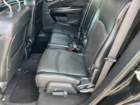Used 2018 Dodge Journey GT AWD/4WD image 22