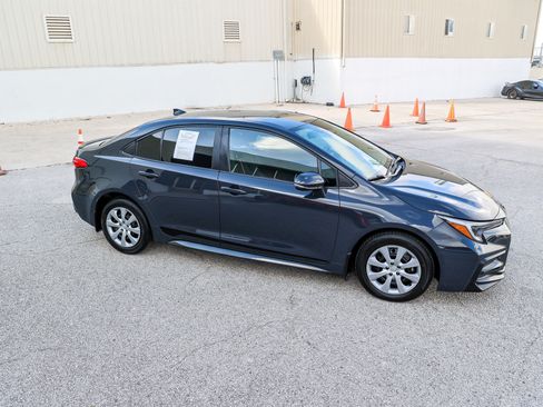 Used 2024 Toyota Corolla SE FWD image 6