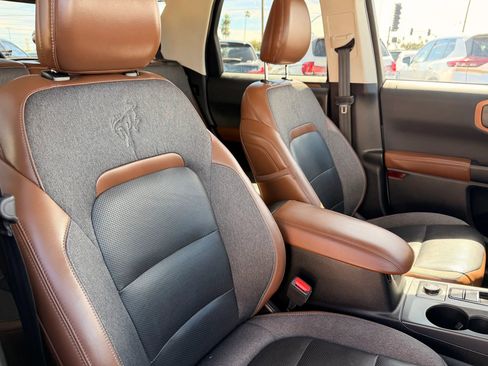 Used 2021 Ford Bronco Sport Outer Banks w/ Outer Banks Package (96D) image 25