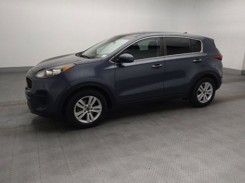 Used 2018 Kia Sportage LX FWD image 2