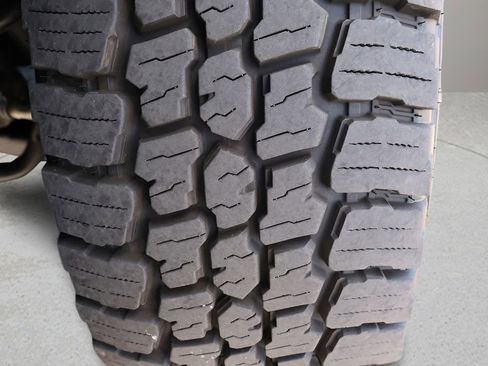 Certified 2021 Toyota Tundra SR5 image 28