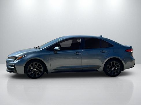Used 2025 Toyota Corolla SE FWD image 8