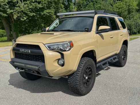 Used 2016 Toyota 4Runner TRD Pro AWD/4WD image 41