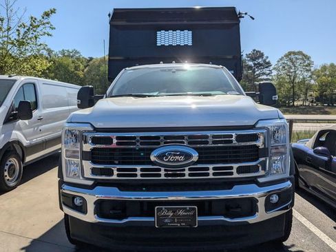 New 2025 Ford F550 4x4 Regular Cab Super Duty image 7