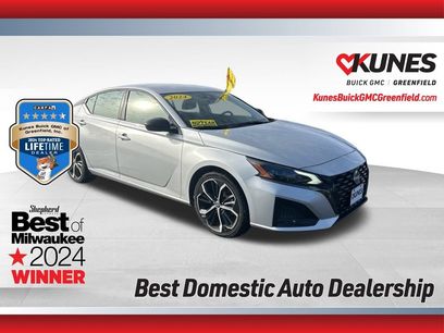 Used 2024 Nissan Altima 2.5 SR