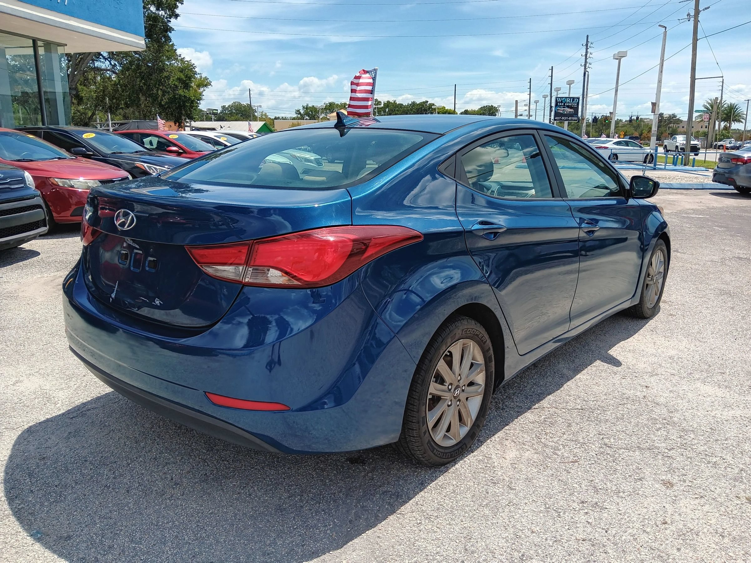 Used 2016 Hyundai Elantra SE w/ Option Group 02 FWD image 9