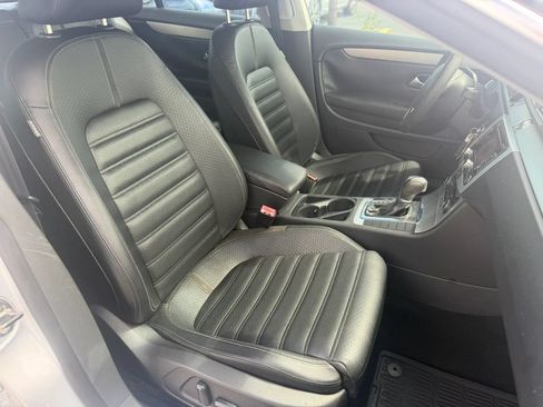 Used 2012 Volkswagen CC Lux Limited FWD image 10