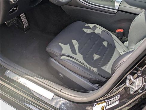 New 2025 Mercedes-Benz C 300 Sedan image 4