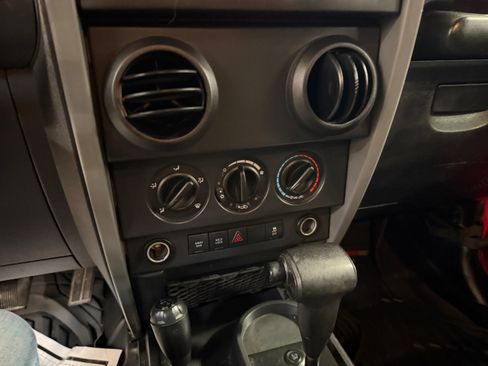 Used 2010 Jeep Wrangler Rubicon w/ Trailer Tow Group image 42