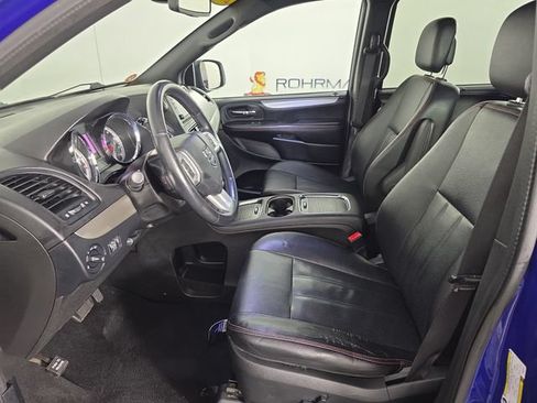 Used 2019 Dodge Grand Caravan GT FWD image 18