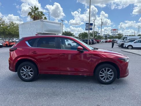 Used 2024 MAZDA CX-5 AWD 2.5 S w/ Preferred Package image 5