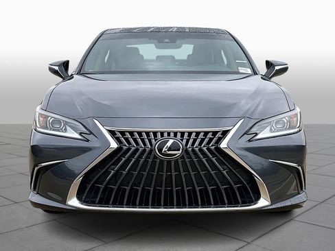 New 2025 Lexus ES 350 image 2