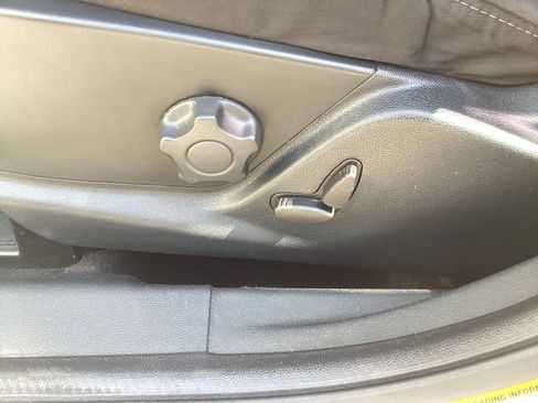 Used 2018 Ford EcoSport SE FWD image 34