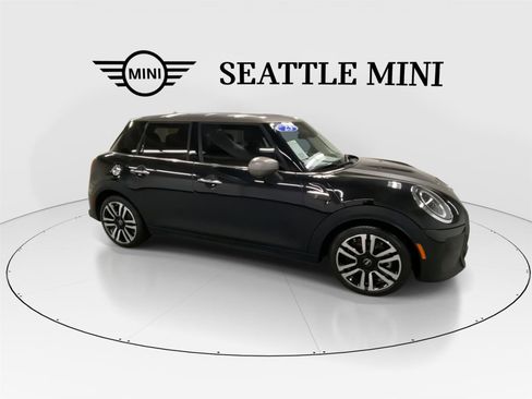 Used 2023 MINI Cooper S image 13