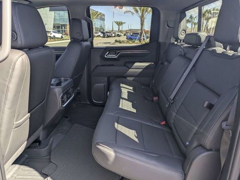 Used 2025 GMC Sierra 1500 Denali w/ Denali Reserve Package AWD/4WD image 13
