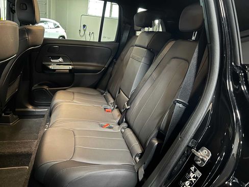 Certified 2026 Mercedes-Benz GLB 250 4MATIC image 21