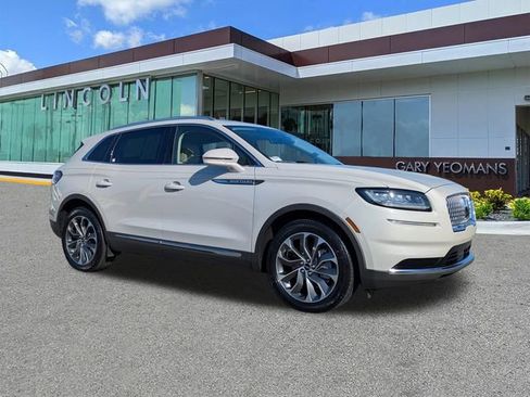 Certified 2023 Lincoln Nautilus Reserve FWD image 2