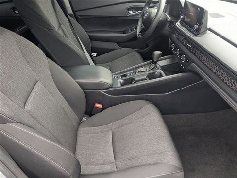 Certified 2025 Honda Accord SE image 21