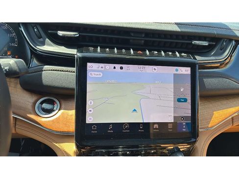 Used 2024 Jeep Grand Cherokee L Summit image 19