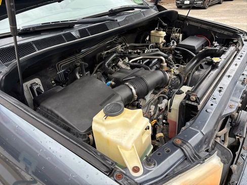 Used 2010 Toyota Tundra 4x4 CrewMax image 54